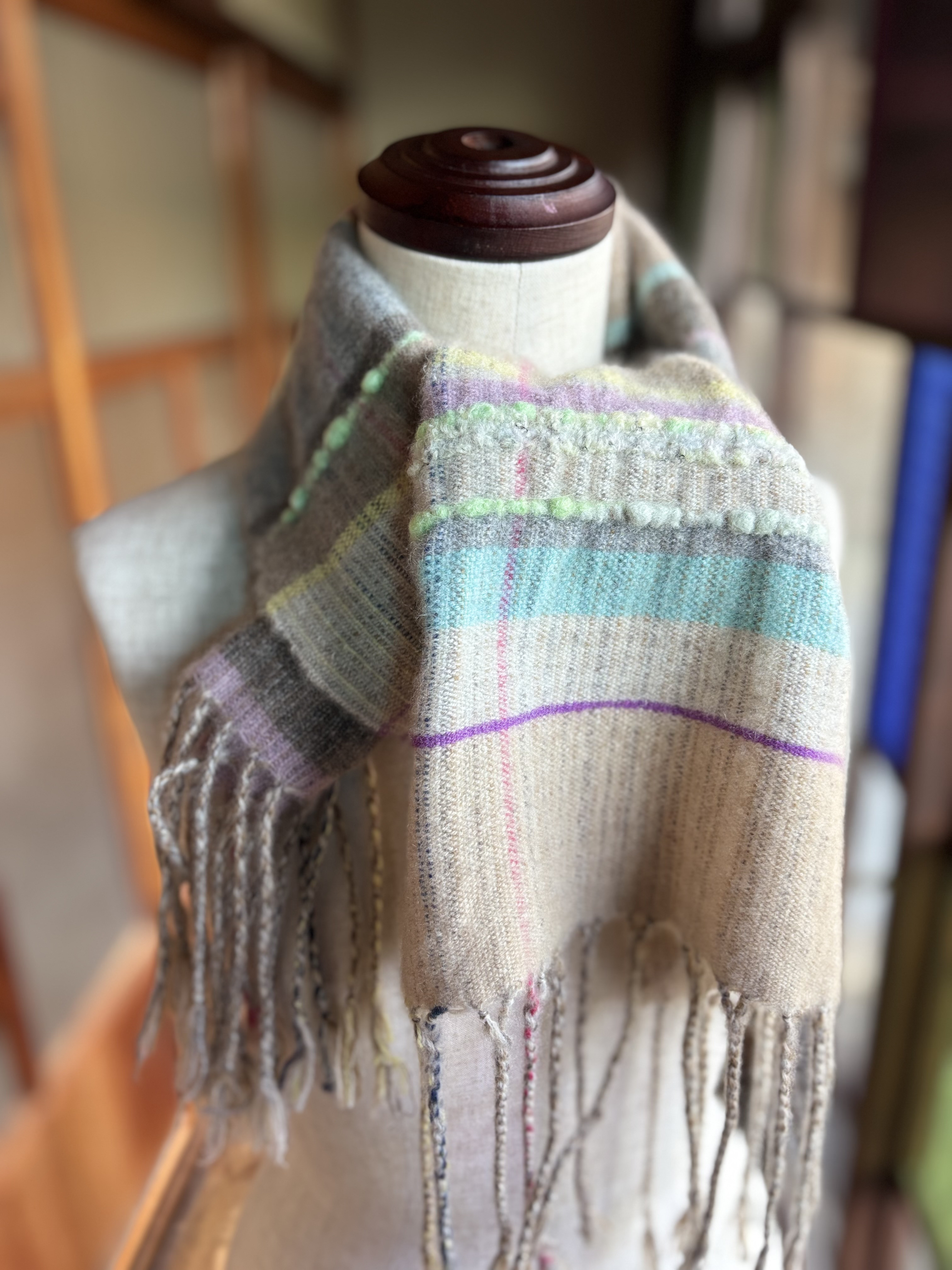 【手織り】やさしいベージュのカシミヤショートマフラー【送料無料】