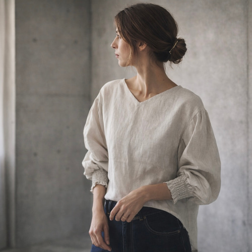 リネン100% ボリュームシャーリング袖リネンブラウス／ベラルーシ