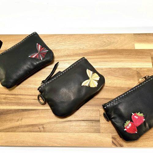 ポケットにポイ ワッペン付き本革フラットポーチS ポーチ Sloth Hand