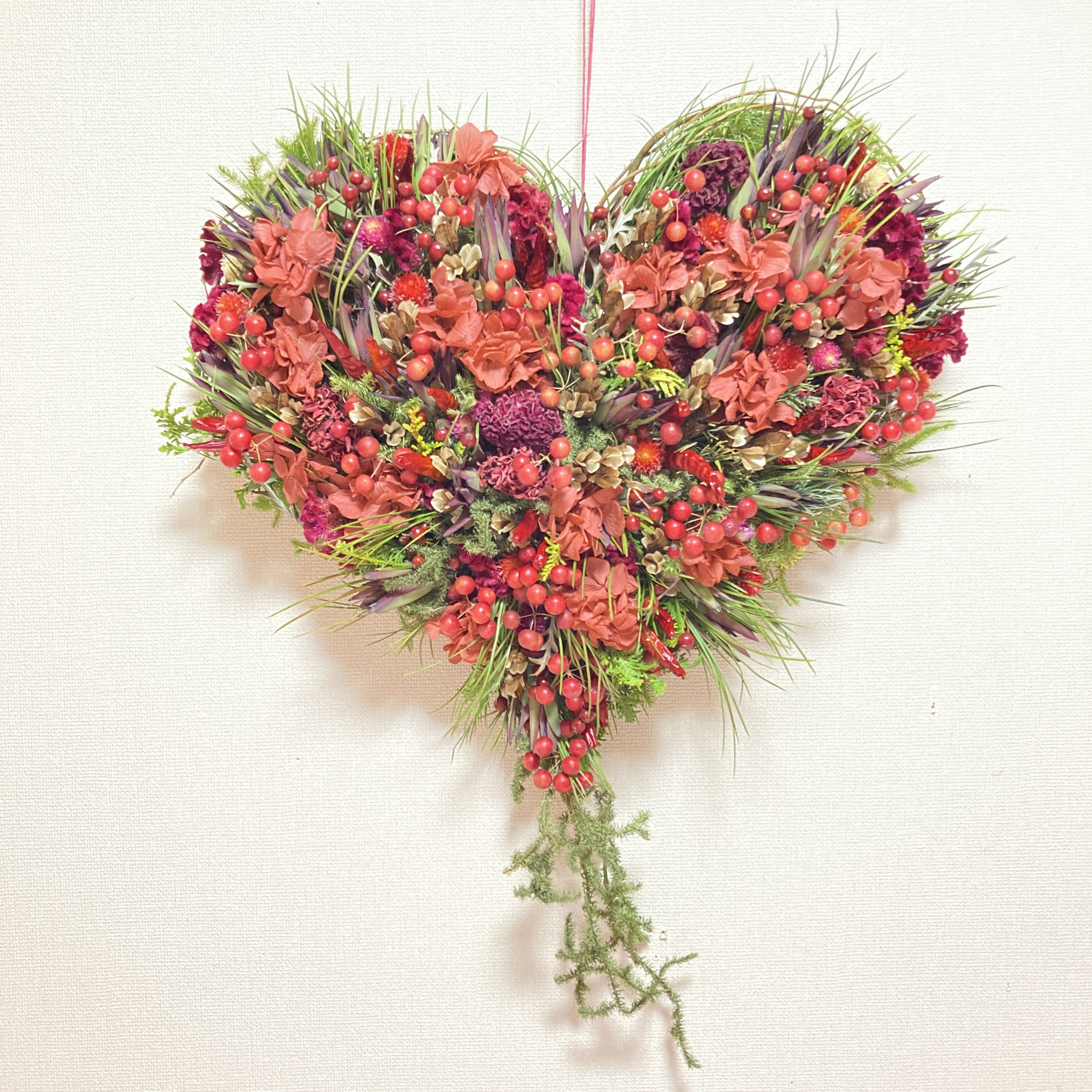 創作スワッグ　Happy Valentine’s Day ハートアレンジ