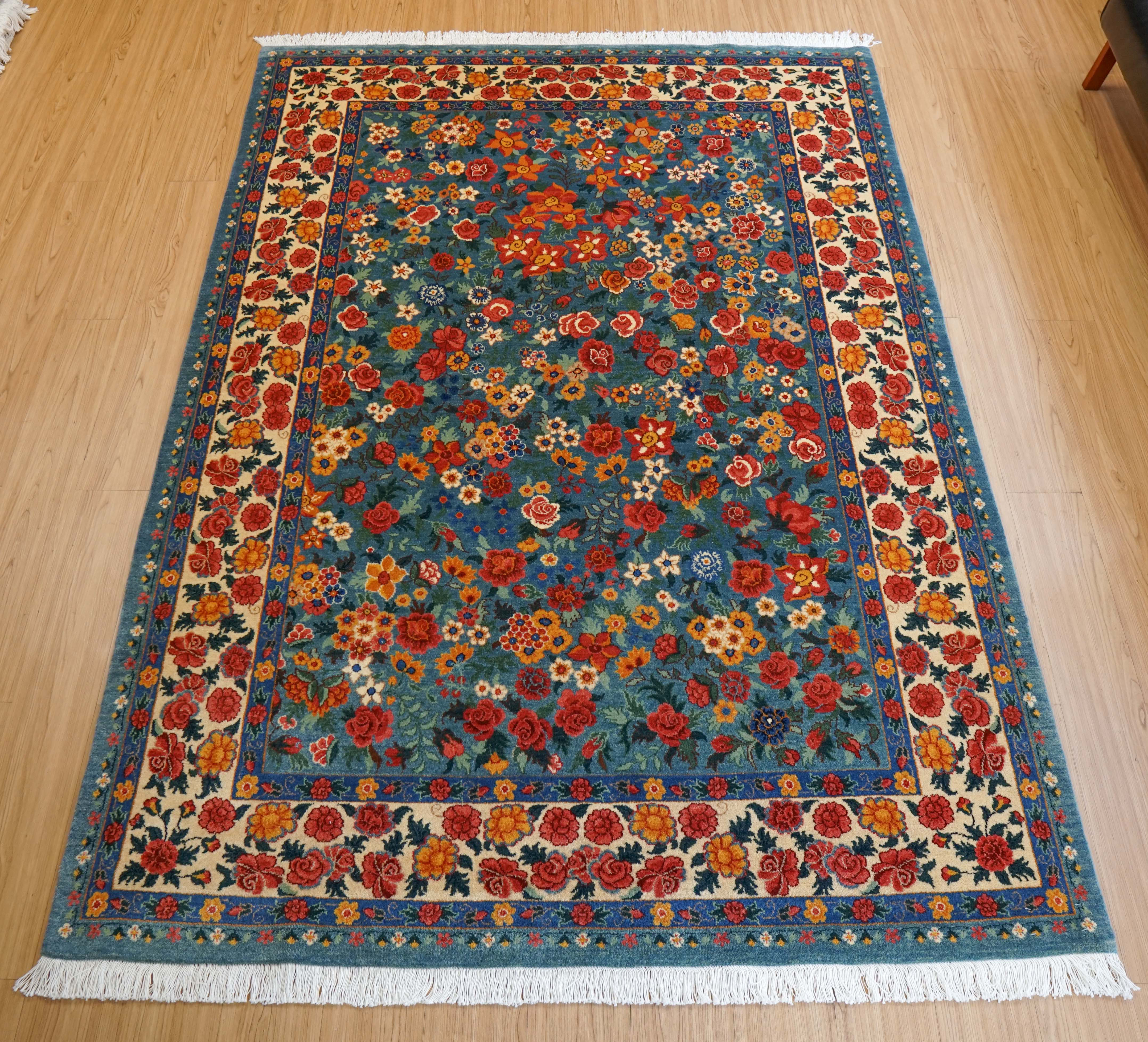 ペルシャ絨毯 バラミン waramin 235×166cm