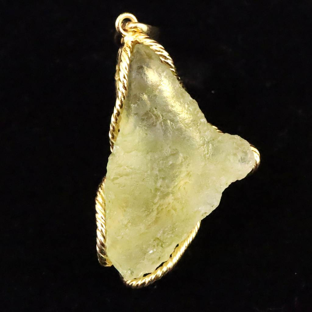 リビアンデザートグラス 36mm原石 ペンダント 10.8g  #74930