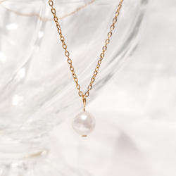 上品1粒パールの華奢ネックレス サージカルステンレス つけっぱなしOK プレゼント フォーマル　スキンネックレス 5枚目の画像