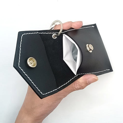 本革レザー携帯灰皿ハラコヒョウ柄レオパードプリントかわいいカード