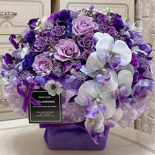 ✨特大✨ミックスバラプリザーブ＆胡蝶蘭（アーティシャルフラワー）アレンジメント✨ 送料無料、ラッピング込み】✨特大✨ 大人気✨紫ミックスバラ