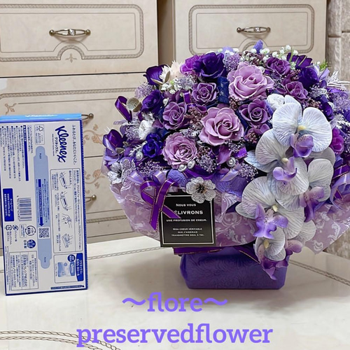 送料無料、ラッピング込み】✨特大✨ 大人気✨紫ミックスバラ