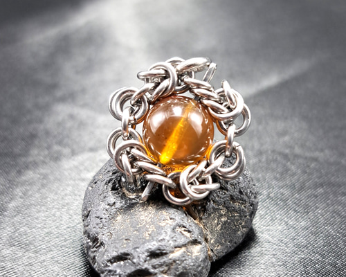 希少なミャンマー産天然琥珀! ブルーアンバー ペンダントトップ