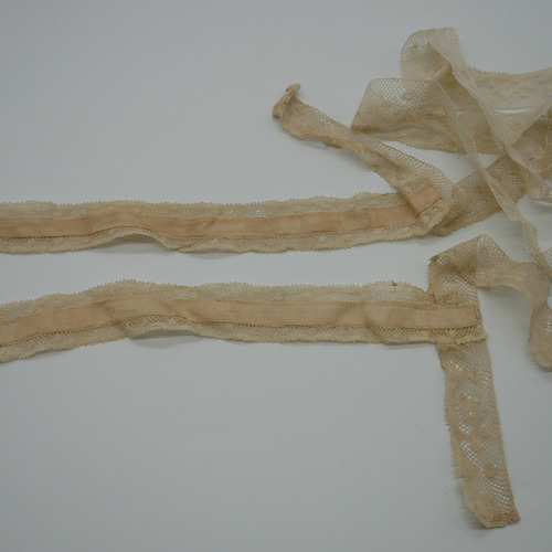 アンティークフランス ローンクロス ヴァレンシエンヌ水玉レース装飾