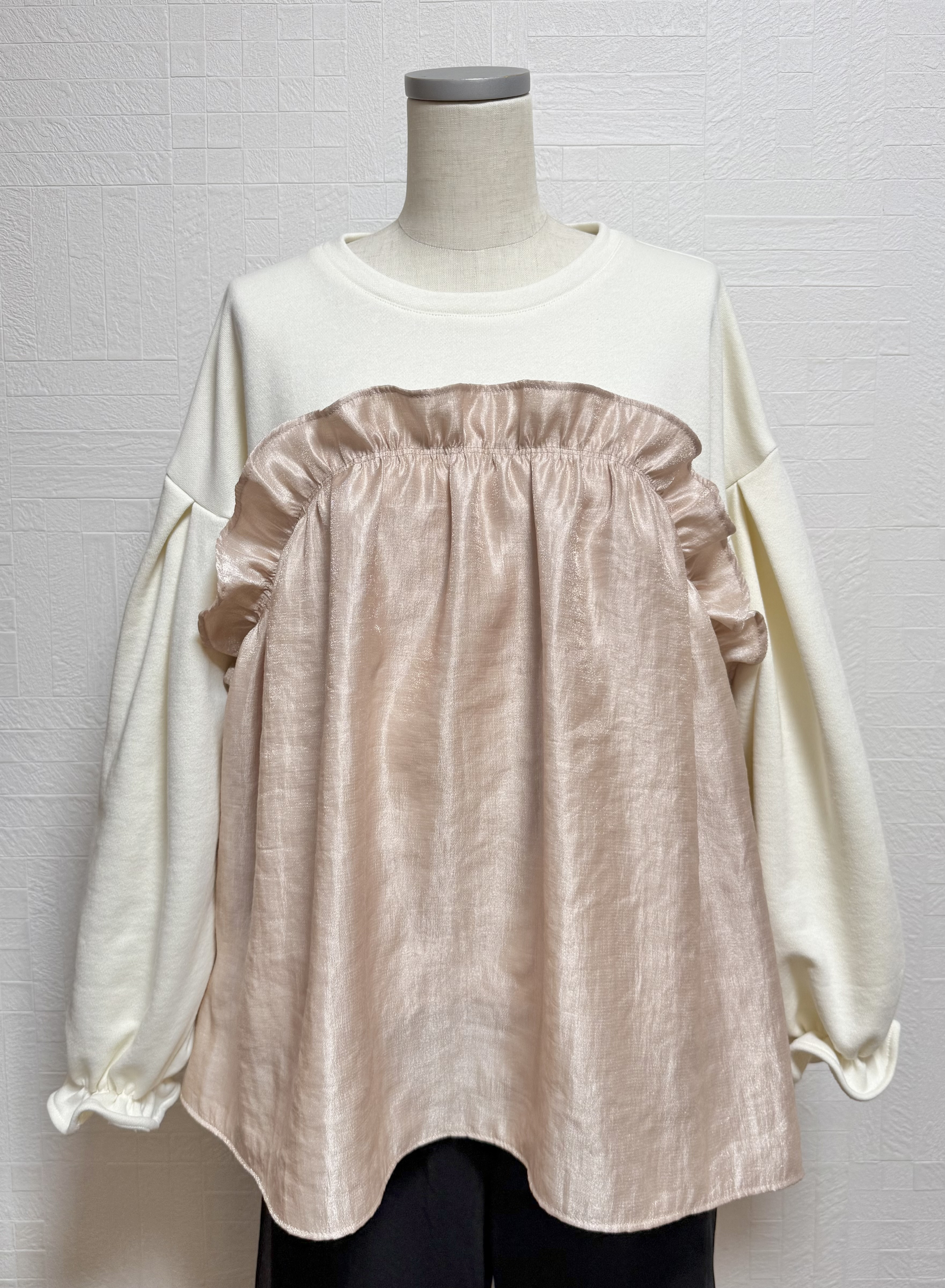 ふんわりレイヤードプルオーバー