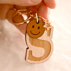 【初始鑰匙圈】Nico-chan x 星星掛件木質鑰匙扣 第3張的照片