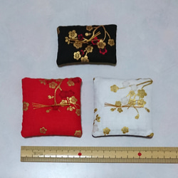 ★オーダーページ★ ミニ座布団「金彩菱形」置物用 ハンドメイド ミニチュア ミニ座布団 置物用 金彩菱形 オーダーページ ハンドメイド ミニチュア