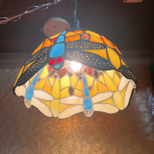 とんぼ モチーフ ステンドグラス ペンダントランプ 1灯式 シーリングランプ とんぼ モチーフ ステンドグラス ペンダントランプ 1灯式 シーリング