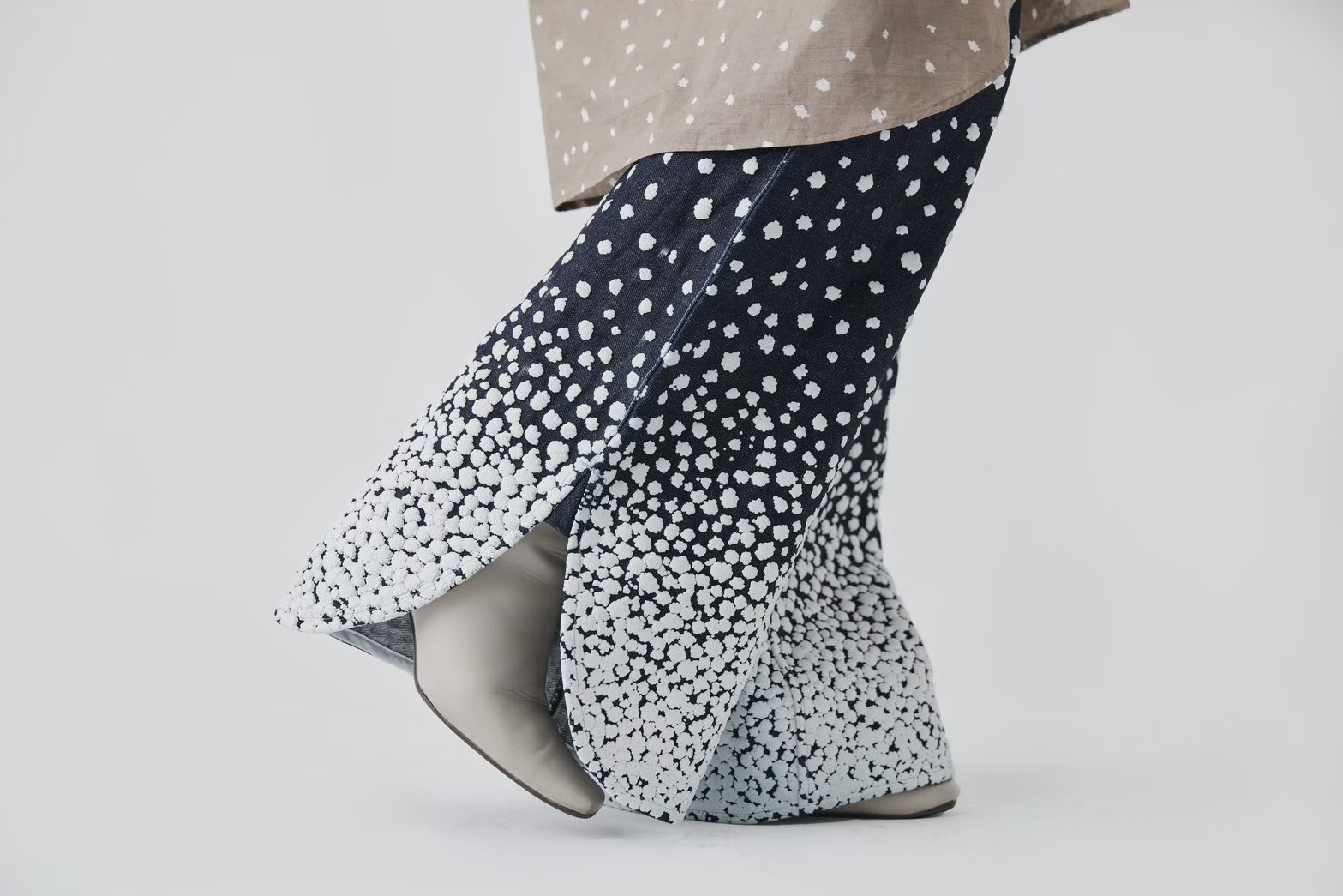 粒雪 / tsubuyuki シャツカットデニムパンツ