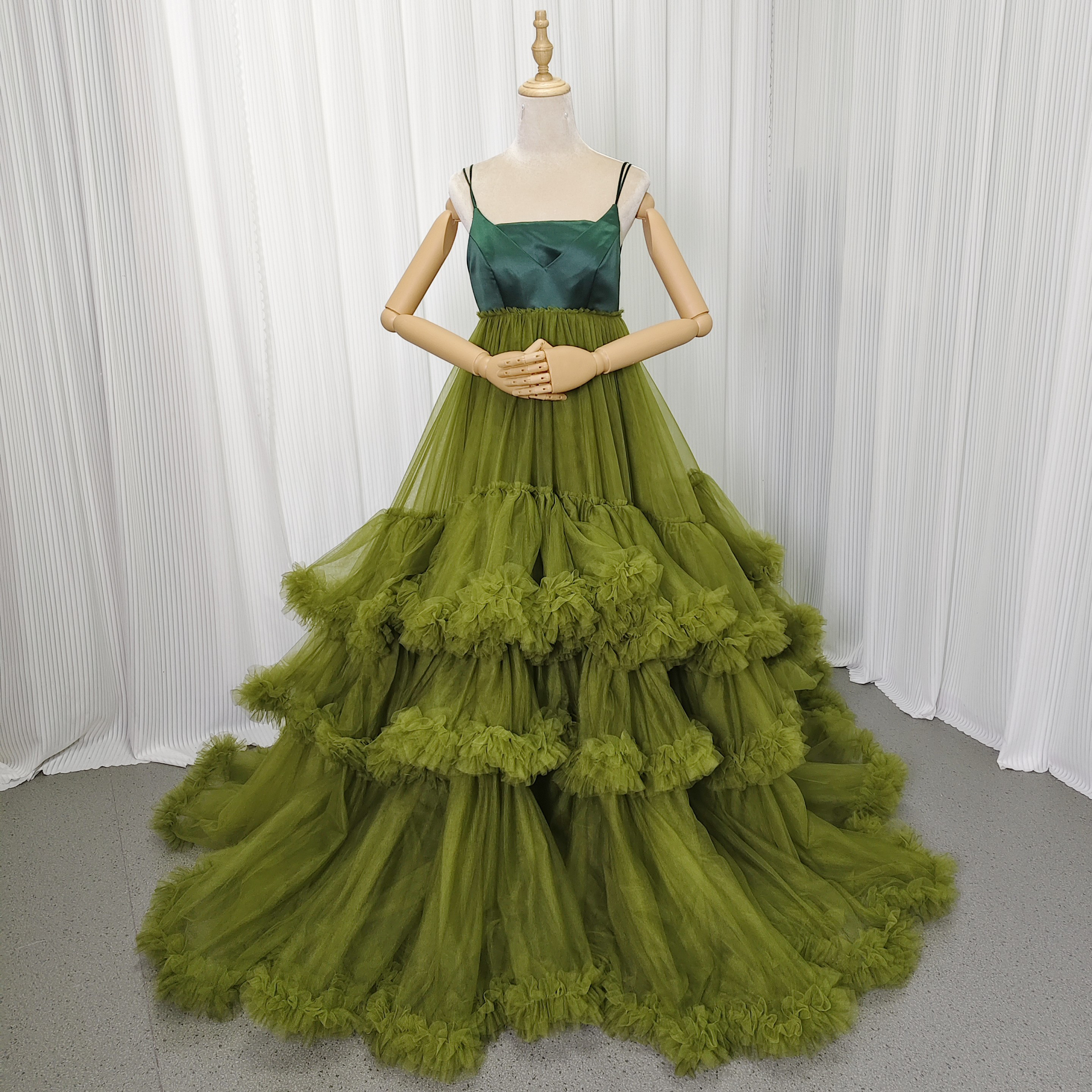 新品在庫処理！激安！グリーンチュールドレス ソフトチュール カラードレス キャラソール