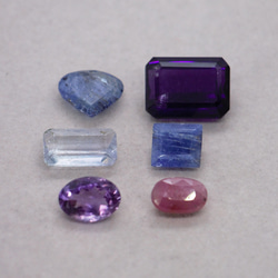 記憶力を高める石】虹入り✨ フローライト 八面体 蛍石 天然石 東洋