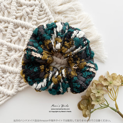 ⭐️已售出6件！ {手工鉤編}溫暖多彩的鉤編髮飾，綠色、黃色和白色可選。羊毛材質，蓬鬆柔軟，包括髮圈和髮繩。 第6張的照片