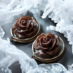 2way/くすみブラウンの薔薇×インド刺繍リボン×スワロのアンティークな薫り漂うニュアンスカラー薔薇ピアス・イヤリング 9枚目の画像