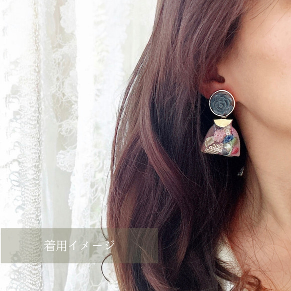 2way/くすみグレーブルーの薔薇×インド刺繍リボン×スワロのアンティークな薫り漂うニュアンス薔薇ピアス・イヤリング 11枚目の画像