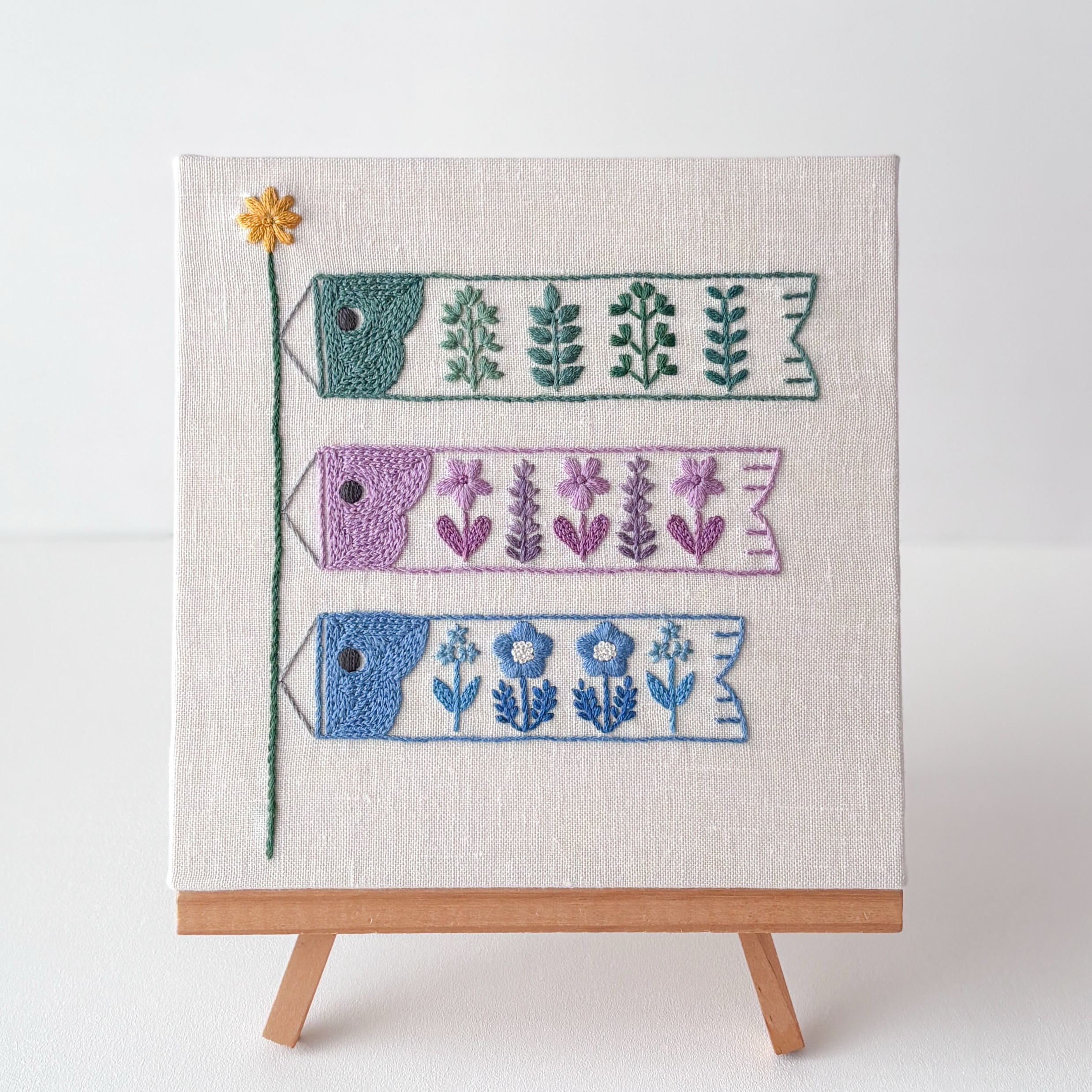 こいのぼり　刺繍ファブリックパネル 18cm /端午の節句　こどもの日　初夏　インテリア 壁飾り アートボード