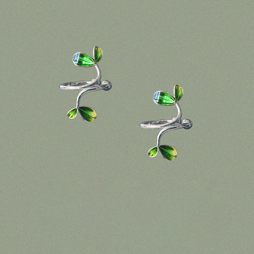 【春の超早割2026】新芽のイヤーカフ（ペア）｜イタリアンエナメル＆Silver925｜春待ち・若葉｜痛くない｜植物