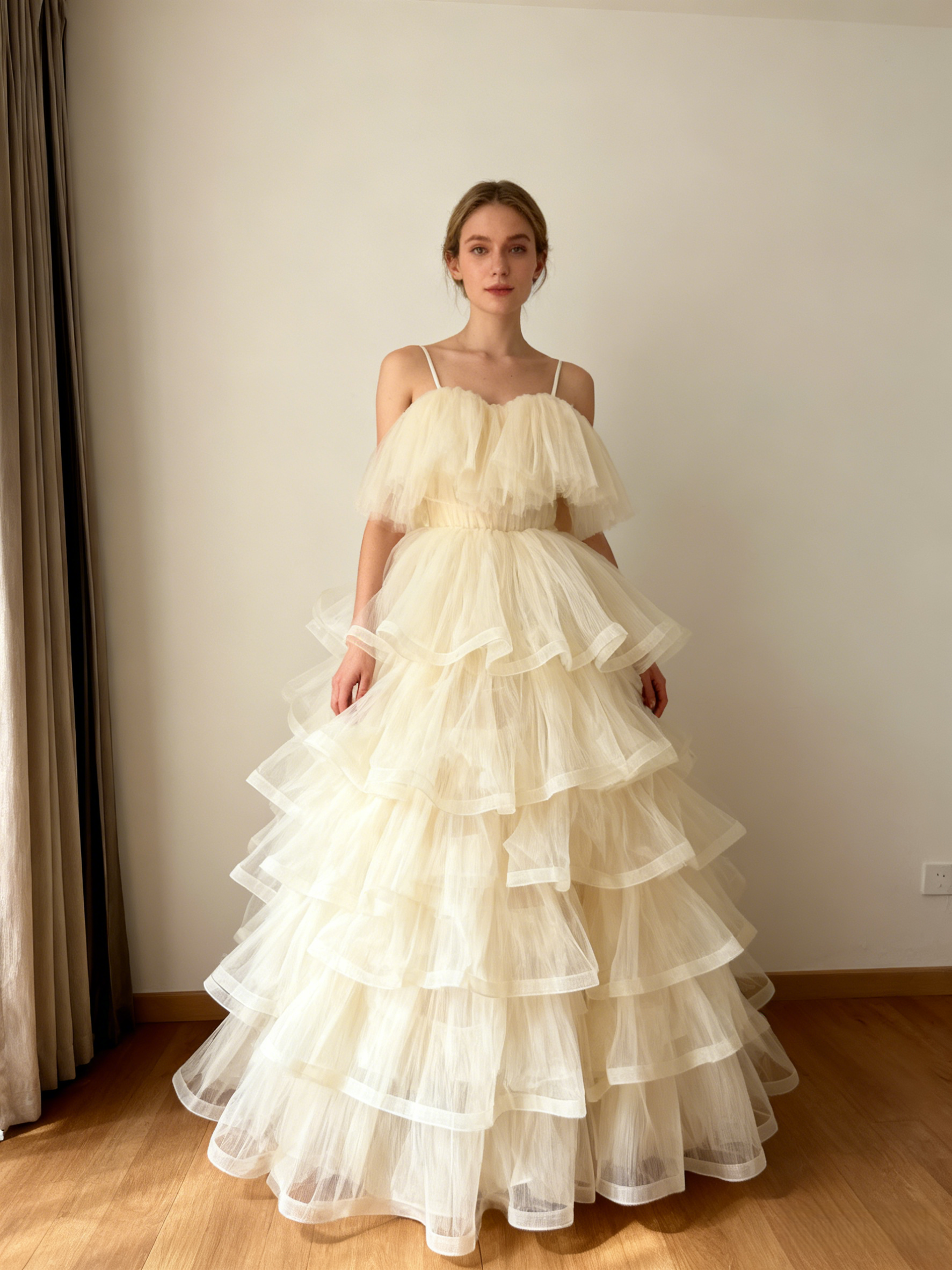 カラードレス シャンパン色 キャミソール ラッフルフリル プリーツスカート 2次会/合コン