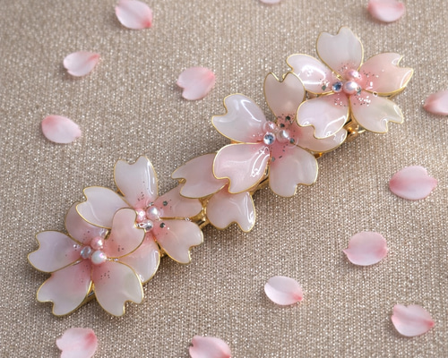 桜雫を結う ヘアクリップ大｜淡桜色の花アクセサリー ヘアクリップ