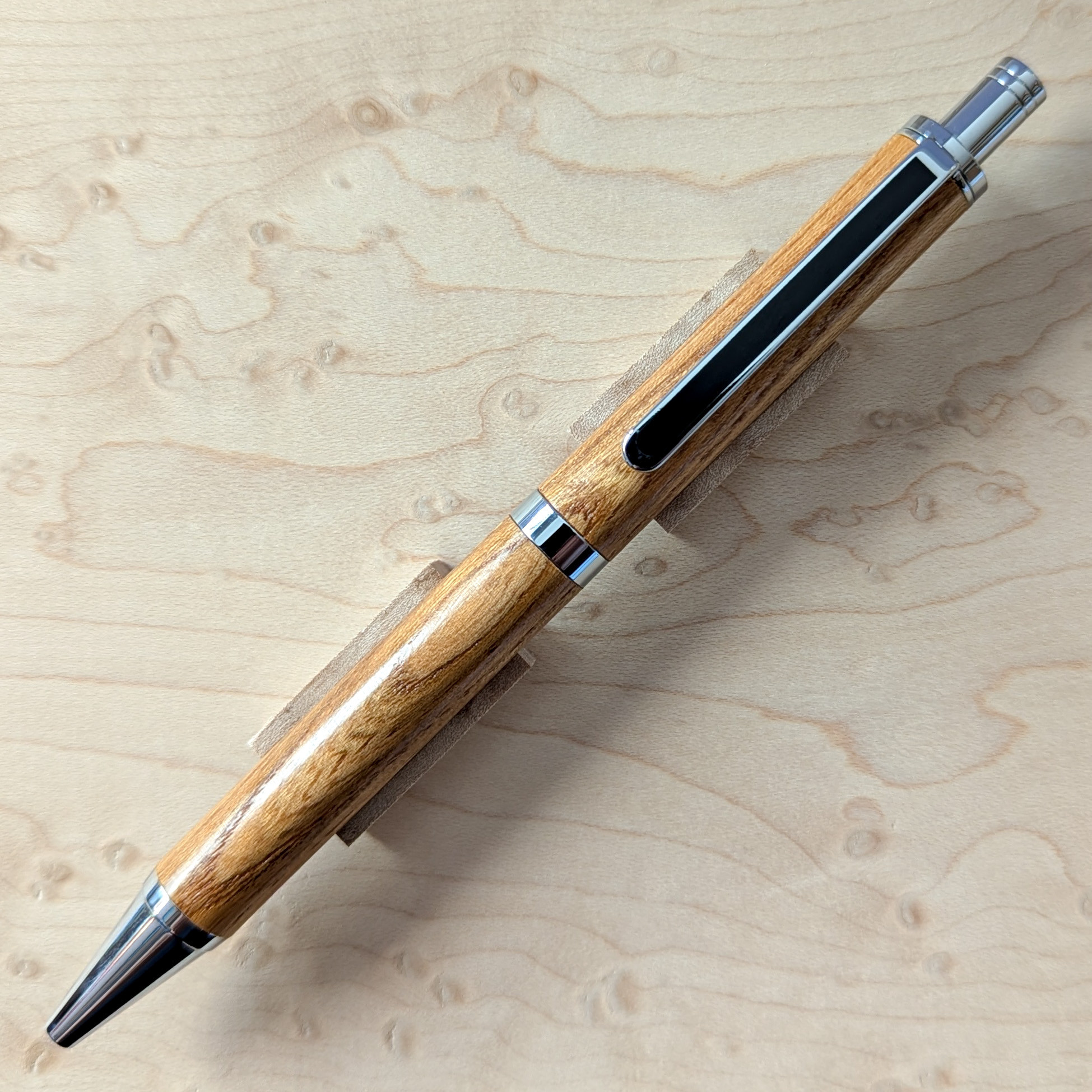 ケヤキ 木軸ボールペン 銘木 (2)