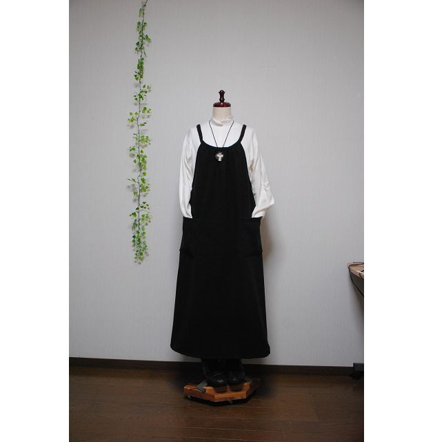 ウールモッサ　黒　ワンピース　ロング着丈120cm 　エプロンワンピース　　 部屋着　リラックスウェアー 4,720円
