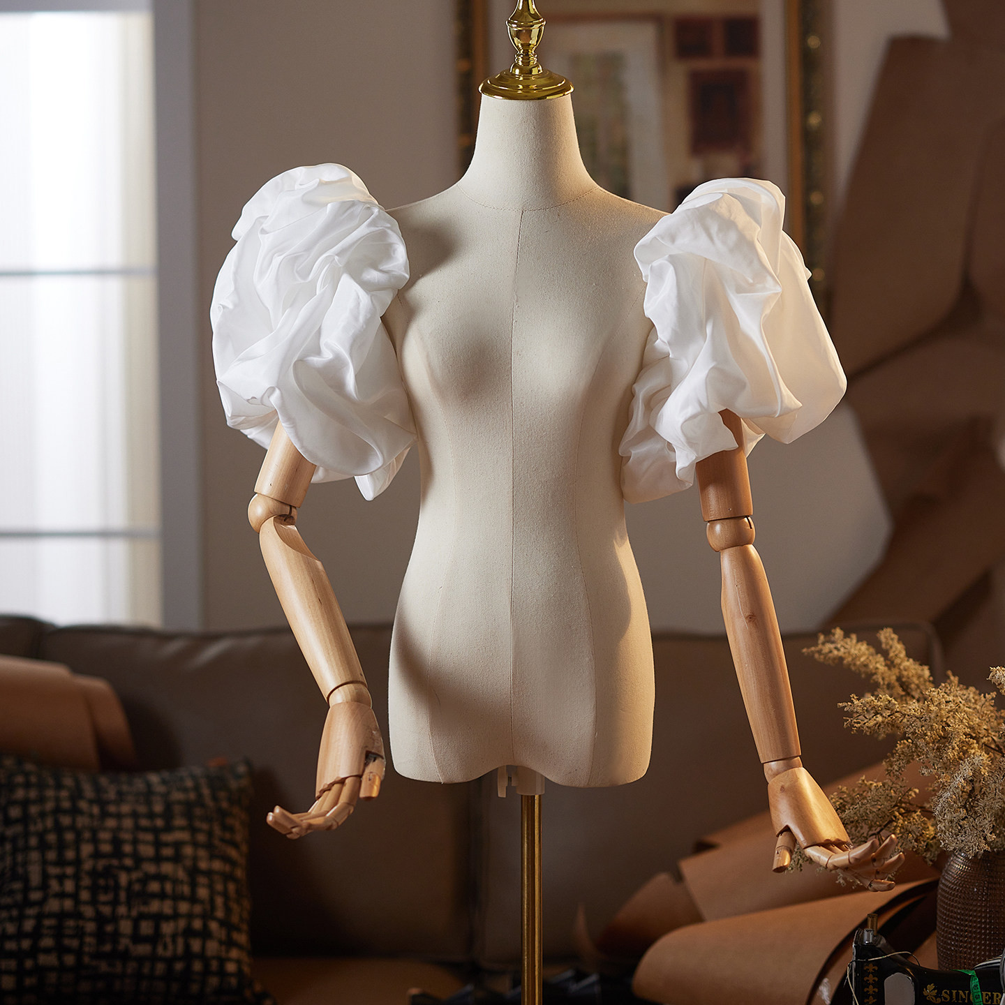 パフスリーブ 白 サテン 綺麗 DIY 袖カバー 取り外し袖 アクセサリー 花嫁 ウェディングドレス DTY529