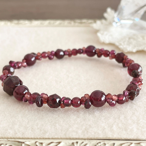 mari53◆ドラゴンガーネットブレスレット kochi～ 石榴色のブレスレット(ガーネット) gan-bk-2601-01