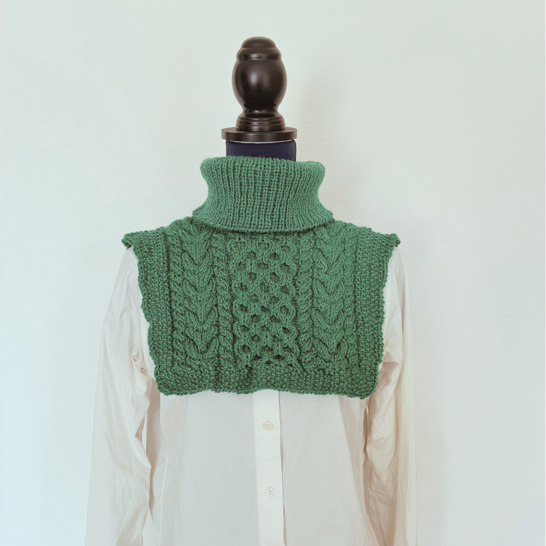 アラン模様盛りだくさんの 贅沢なつけ襟〜グリーン〜