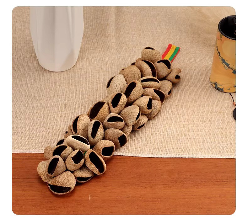 天然木の実シェル 風鈴チャーム 森の音色を纏う ハンドメイド ナチュラルベル キーリング／バッグチャーム／車内飾り 癒し