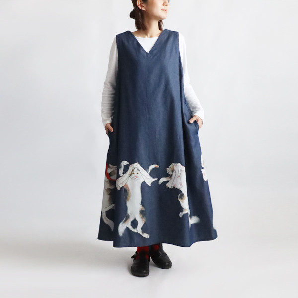 新作　１２０ｃｍ　手描きART　和画衣　甘織デニム　ええじゃないか～躍る猫　絵画　浮世絵　ワンピース　ゆったりB69A