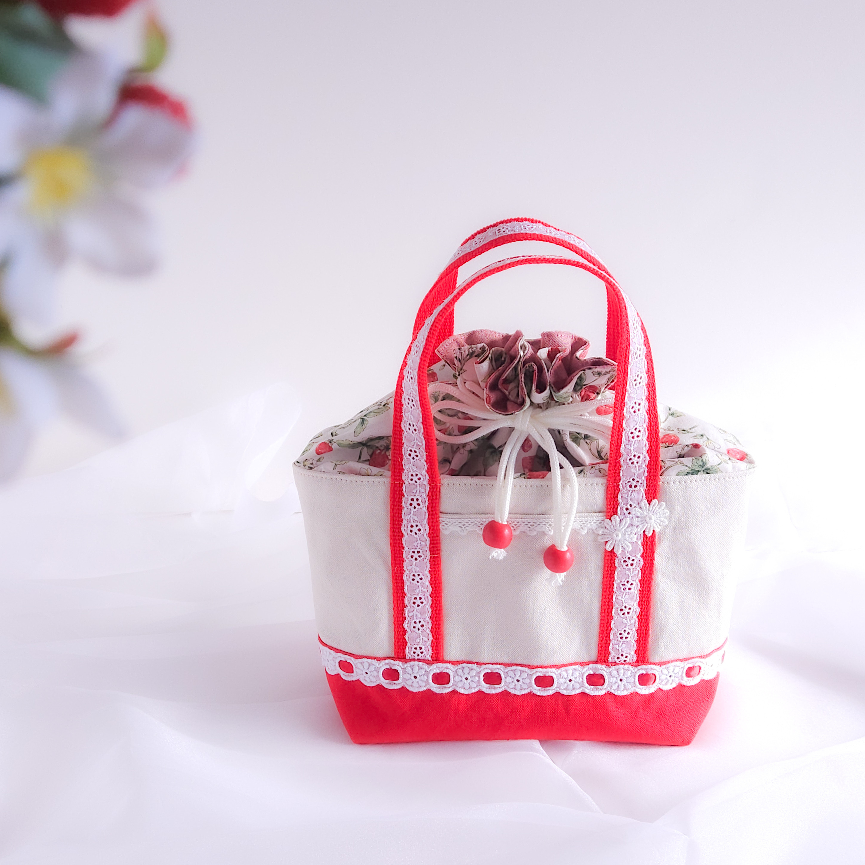 保冷保温／赤ずきんのイチゴバッグ