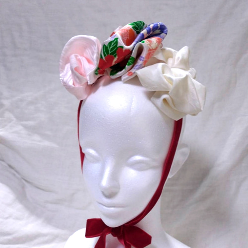 101】七五三 赤顎紐リボン付き 髪飾り ヘッドドレス 雛祭り 成人式