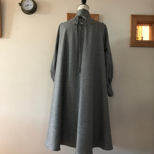 ROPE 新品タグ付き 千鳥格子 ロングワンピース 38 フレア 日本製 上品 イタリア製千鳥格子ウールで作ったハイネックフレアワンピース