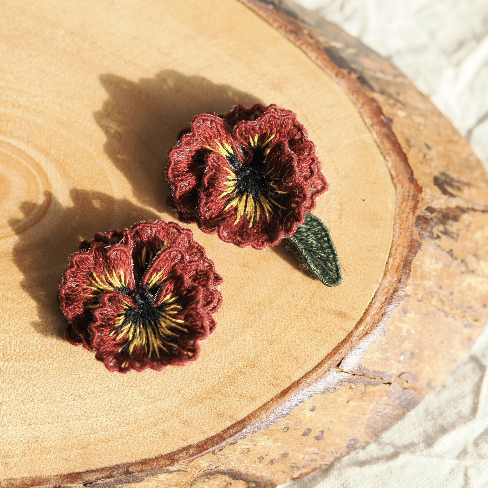 violeni frill -deep red- 684