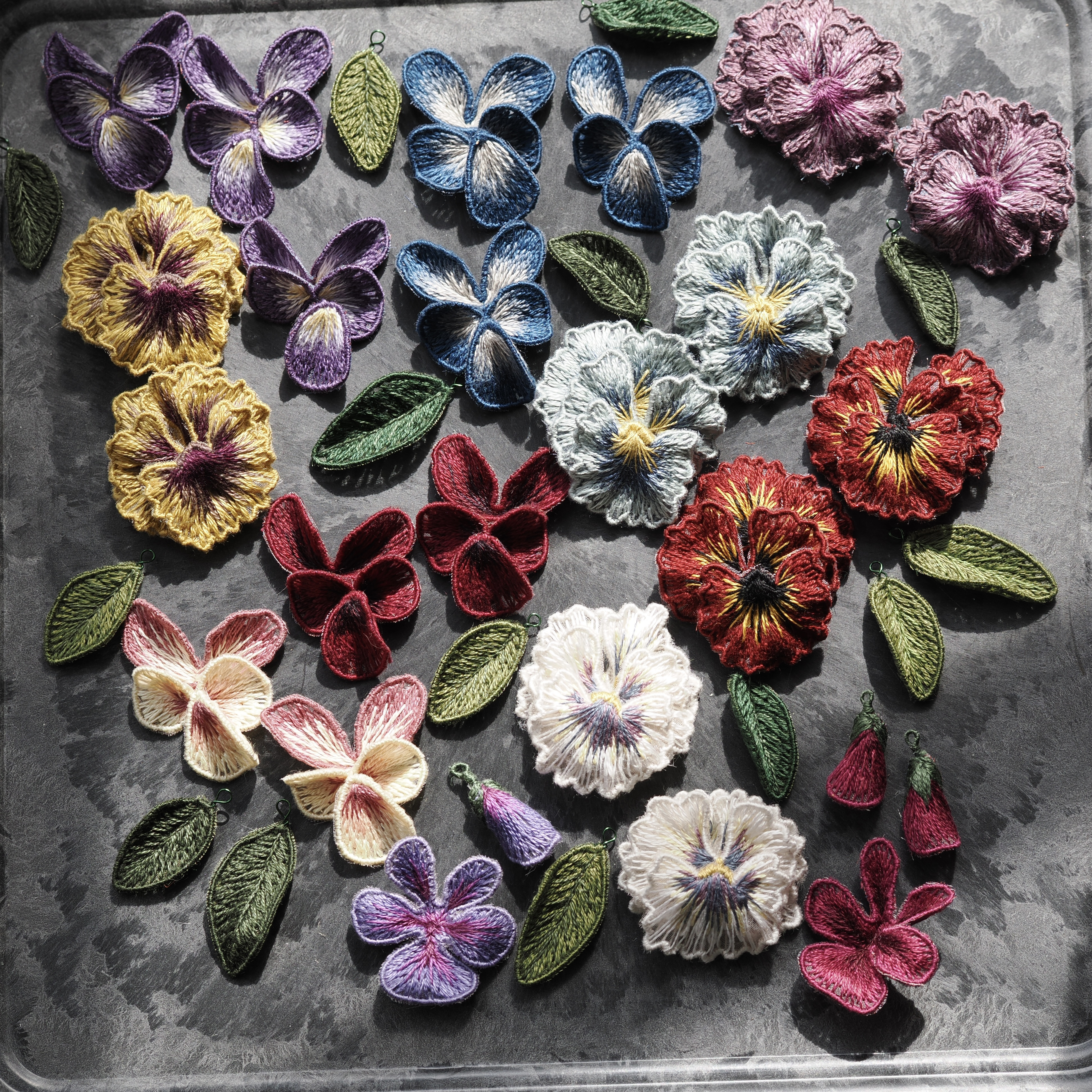 violeni frill -deep red- 684