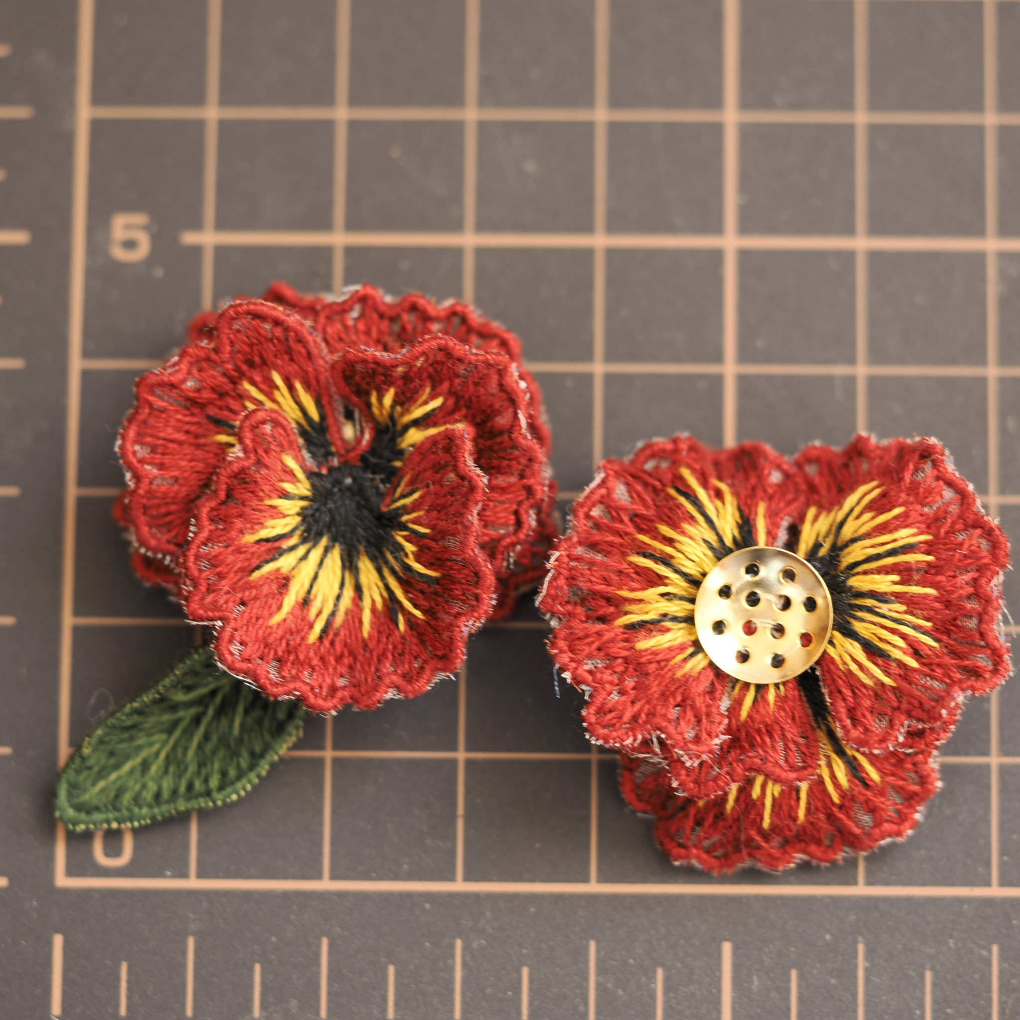 violeni frill -deep red- 684