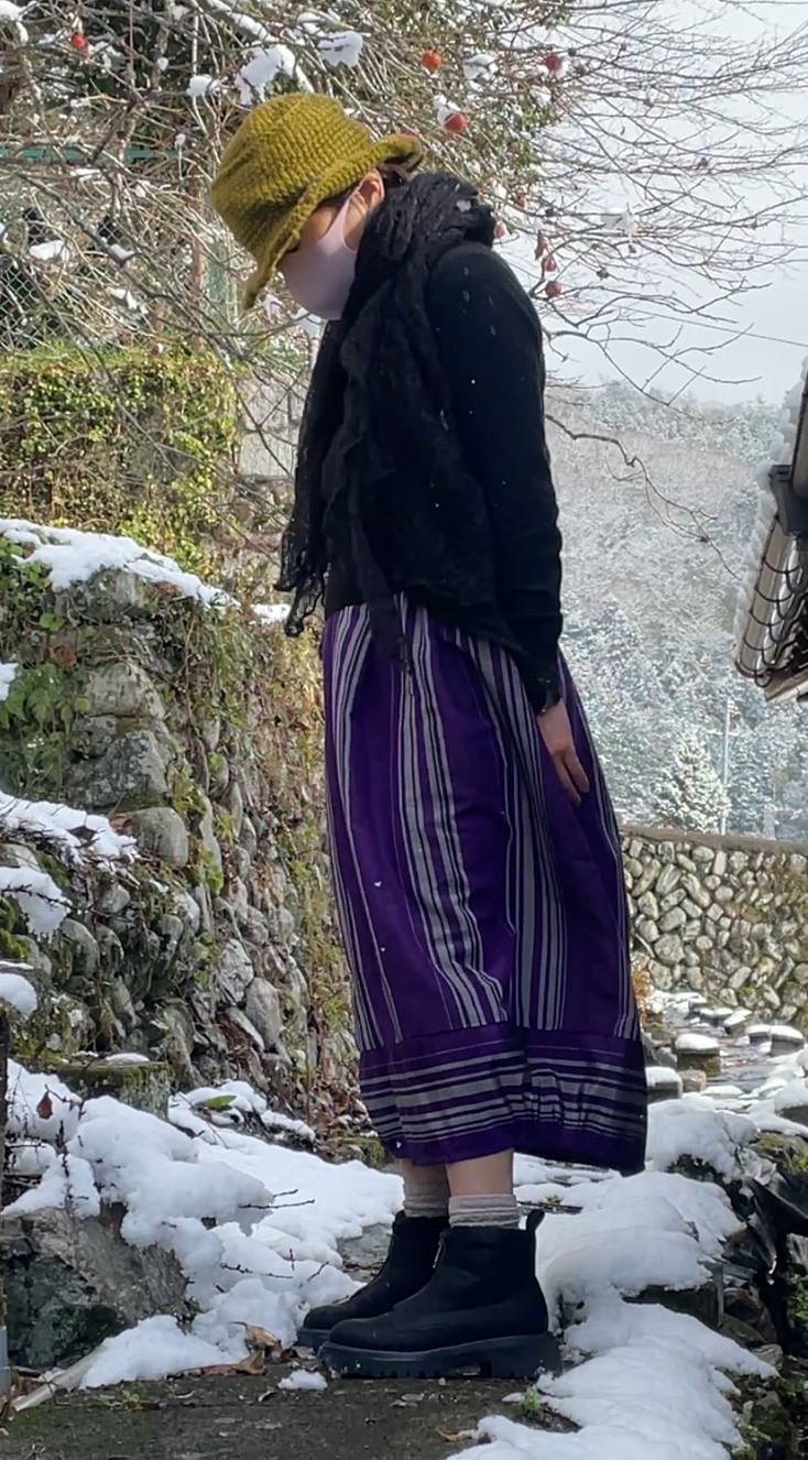 訳あり品特価銘仙着物リメイクコクーンスカート紫ボリューム控えめバルーン裏地なしsk−0008