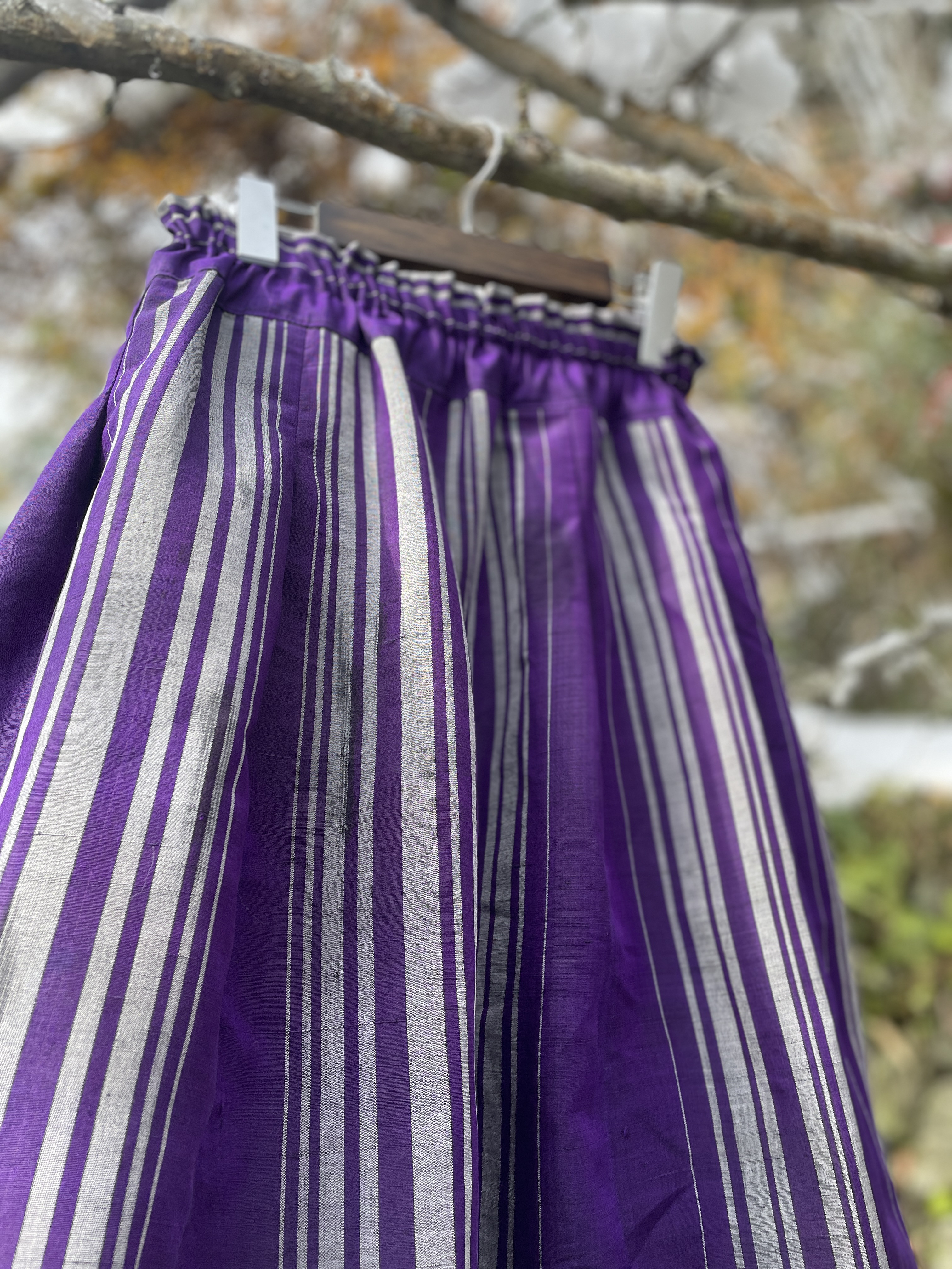 訳あり品特価銘仙着物リメイクコクーンスカート紫ボリューム控えめバルーン裏地なしsk−0008