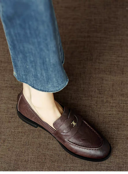 小柄女性向 ローファー 低身長 小柄さん向け シューズ 2026年春夏 履きやすい 痛くない 歩きやすい 脚長効果抜群