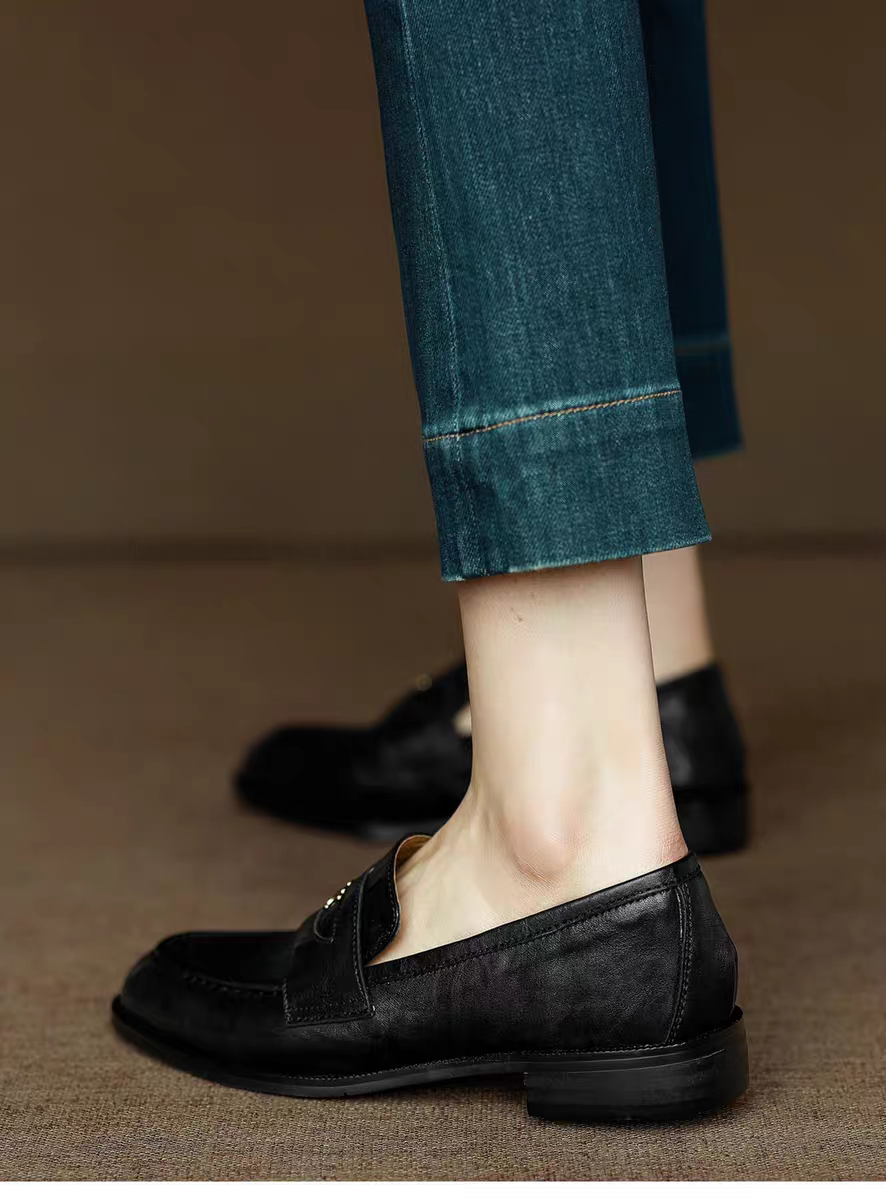 小柄女性向 ローファー 低身長 小柄さん向け シューズ 2026年春夏 履きやすい 痛くない 歩きやすい 脚長効果抜群