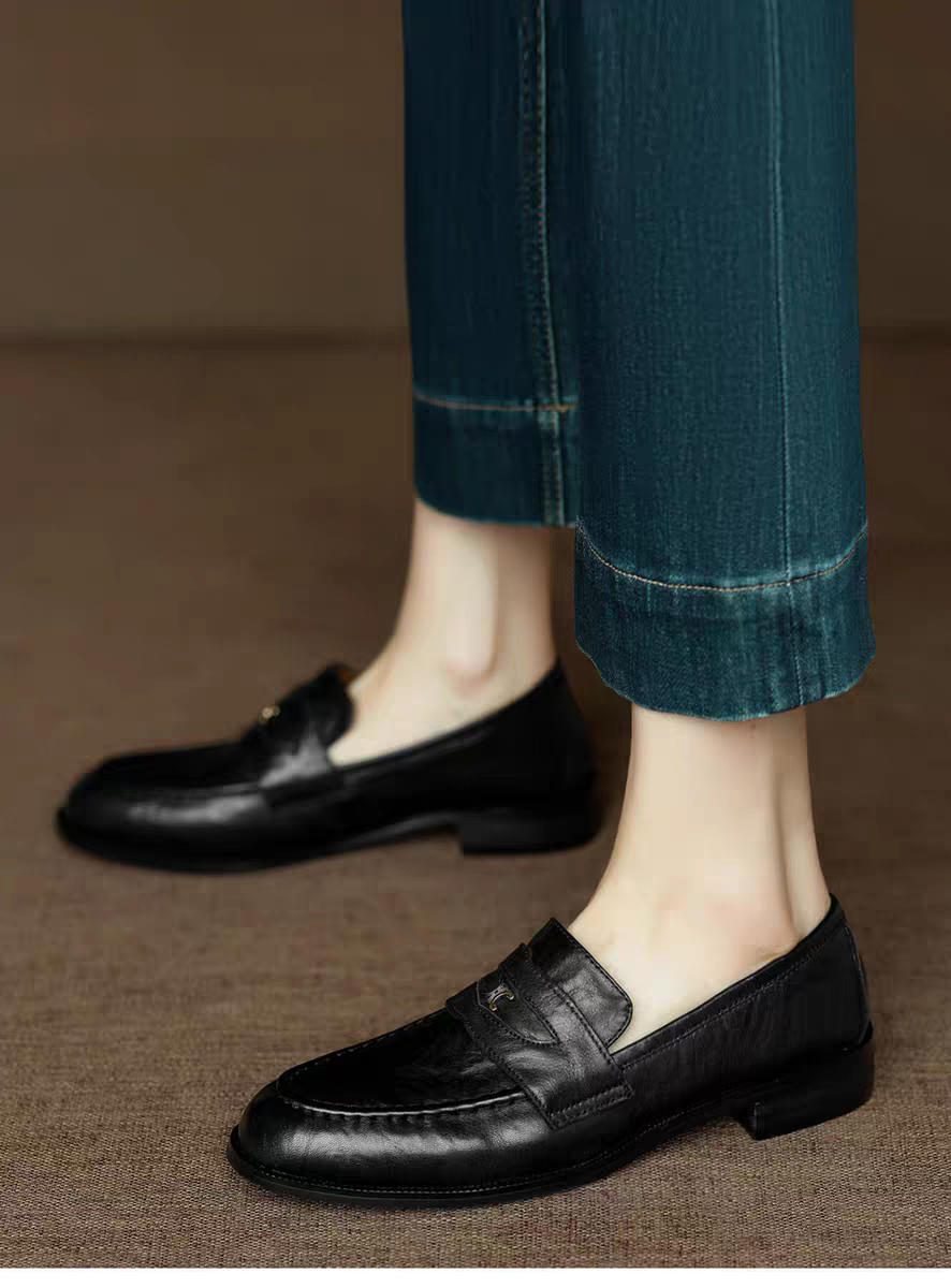 小柄女性向 ローファー 低身長 小柄さん向け シューズ 2026年春夏 履きやすい 痛くない 歩きやすい 脚長効果抜群