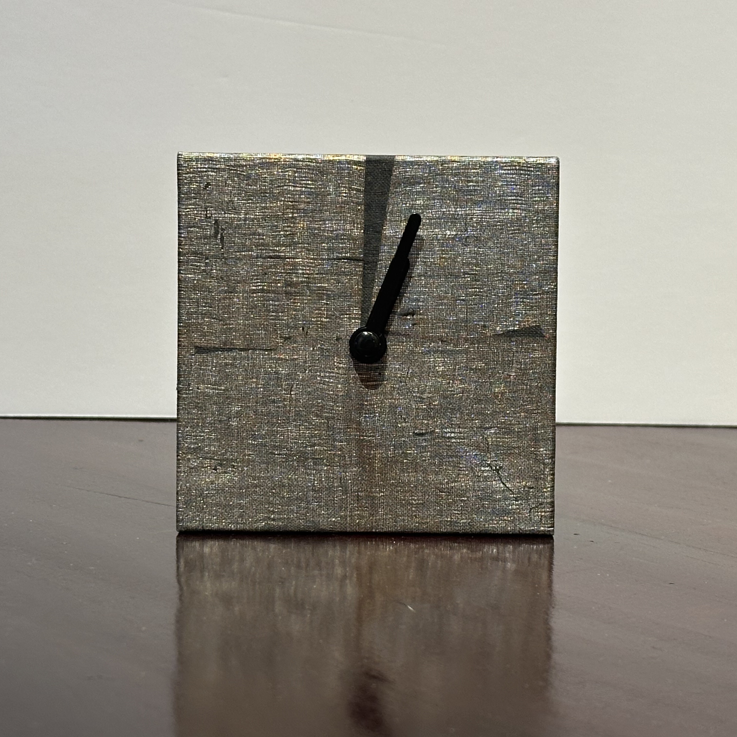 和紙と箔 置時計