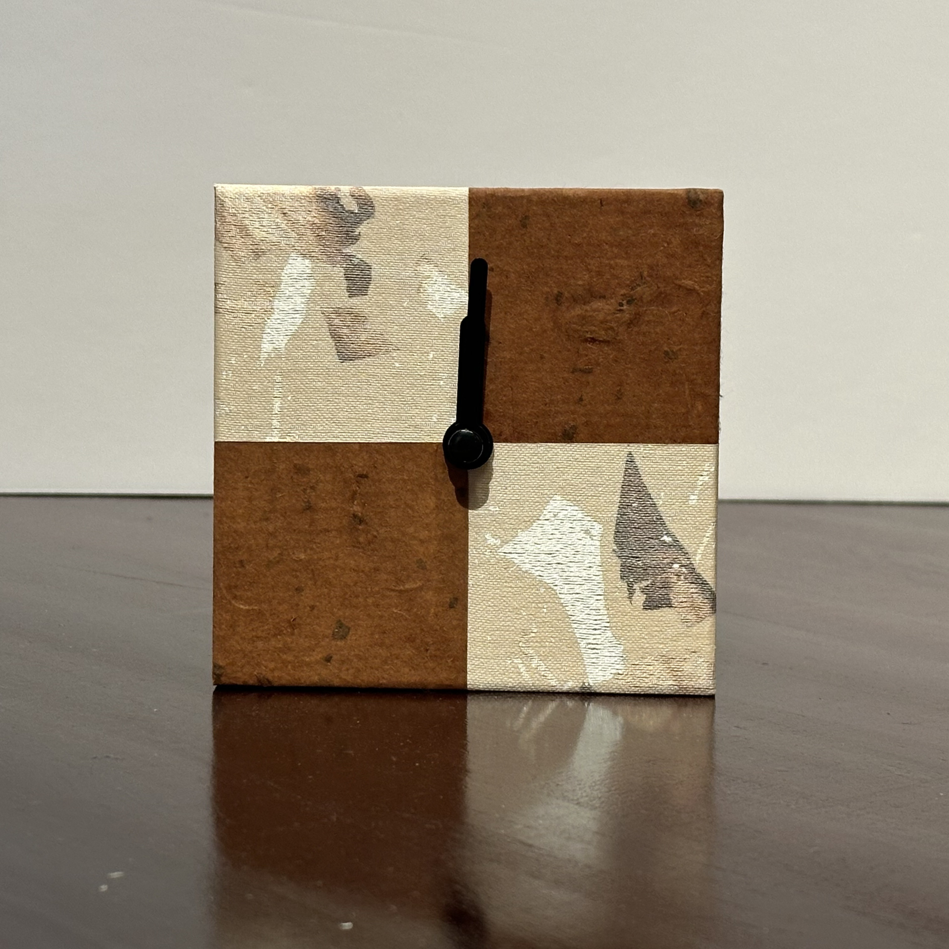 和紙と箔 置時計