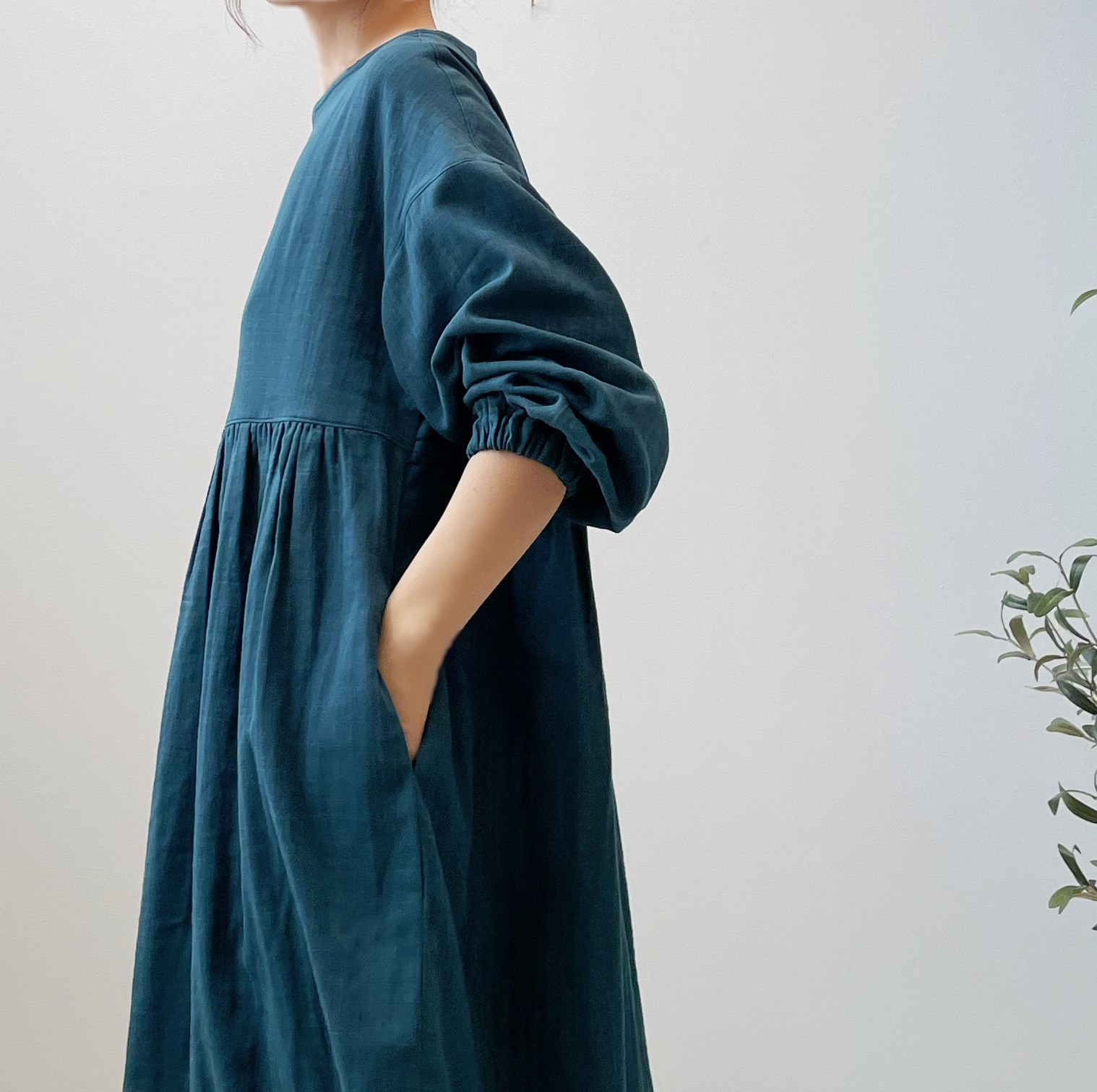 めぶきワンピース ♦︎ ブルーグリーン ♦︎ ギャザーの入ったダブルガーゼワンピース【即納】