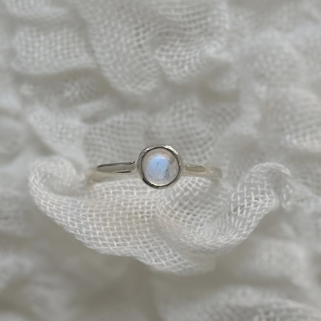 ブルームーンストーンのリング　 / silver925 天然石