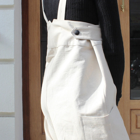 つつむ　ペインターサロペット●生成りキャンバス