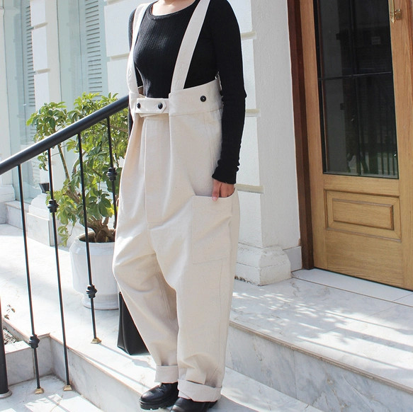 つつむ　ペインターサロペット●生成りキャンバス